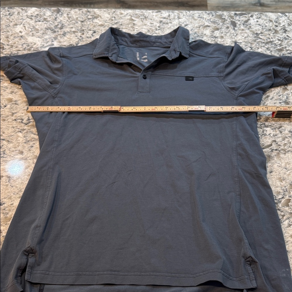 Arc’teryx Captive Polo Shirt Gray Performance Short Sleeve Men’s Large - Picture 10 of 13